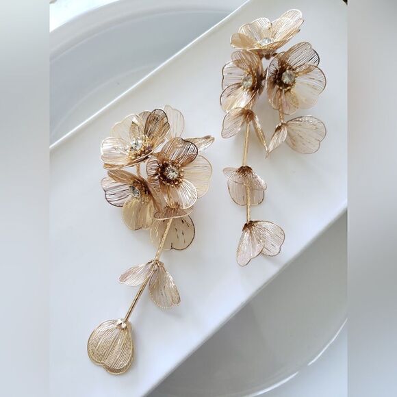 New! Zara Cascading Floral Earrings - Picture 11 of 14